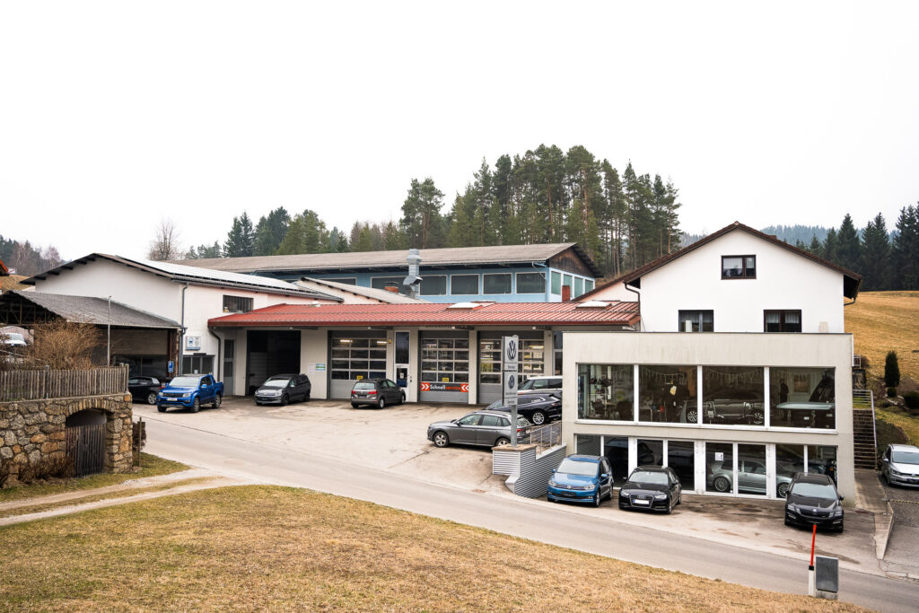 Außenansicht Autohaus Langschlag